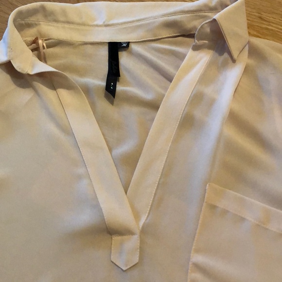 Light pink collared shirt - Picture 2 of 4